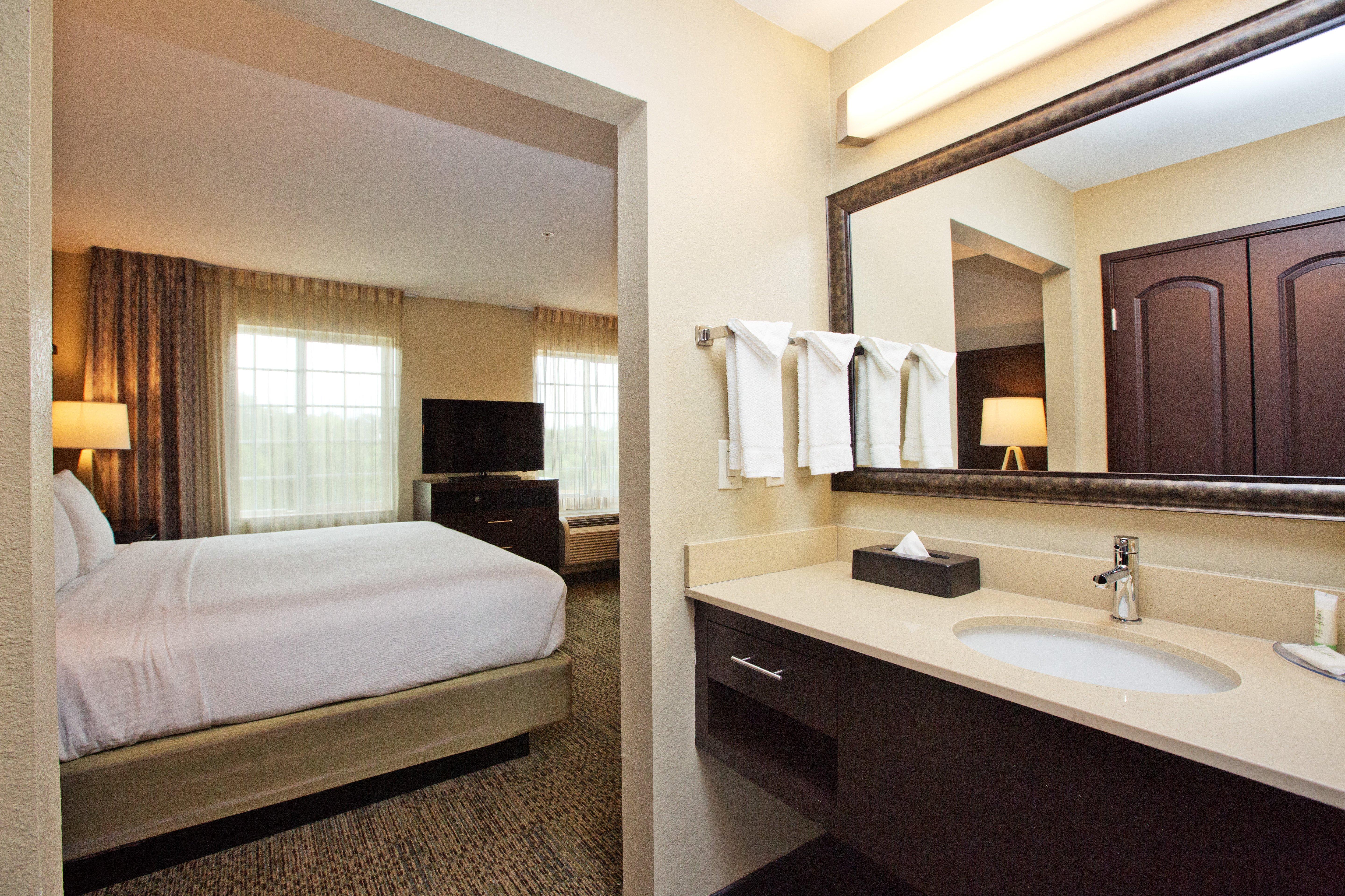 Staybridge Suites Austin South Interstate Hwy 35 By Ihg Kültér fotó