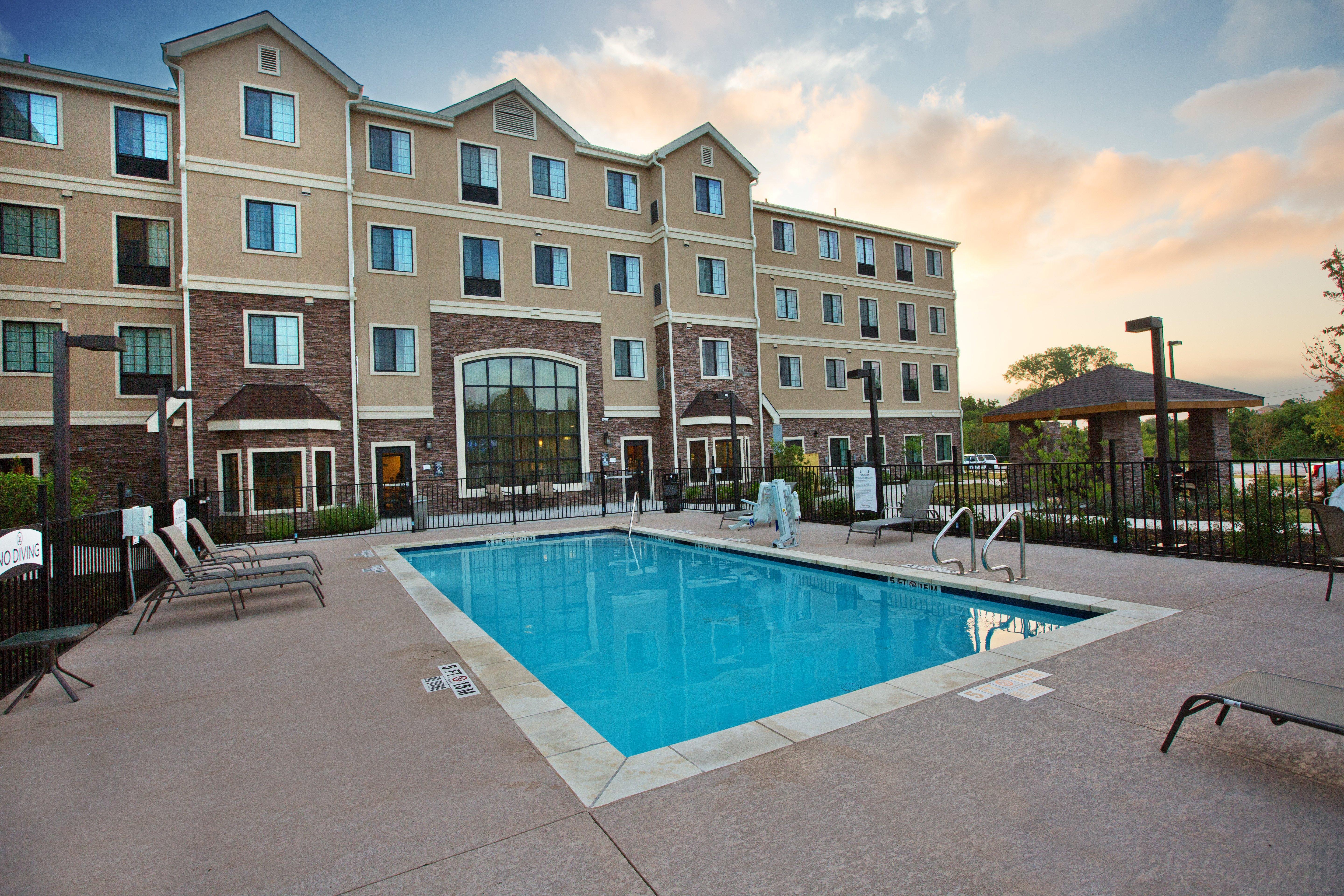 Staybridge Suites Austin South Interstate Hwy 35 By Ihg Kültér fotó